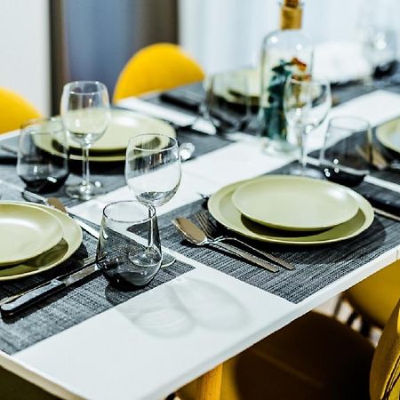 Oasis - 10 Min From Disney, Free Parking, Self-Checkin Монтеврен Экстерьер фото